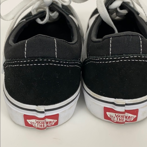 💚💚 VANS OLD SCHOOL BLACK AND WHITE 5Y.  Woman’s size 6.5, - Picture 2 of 12
